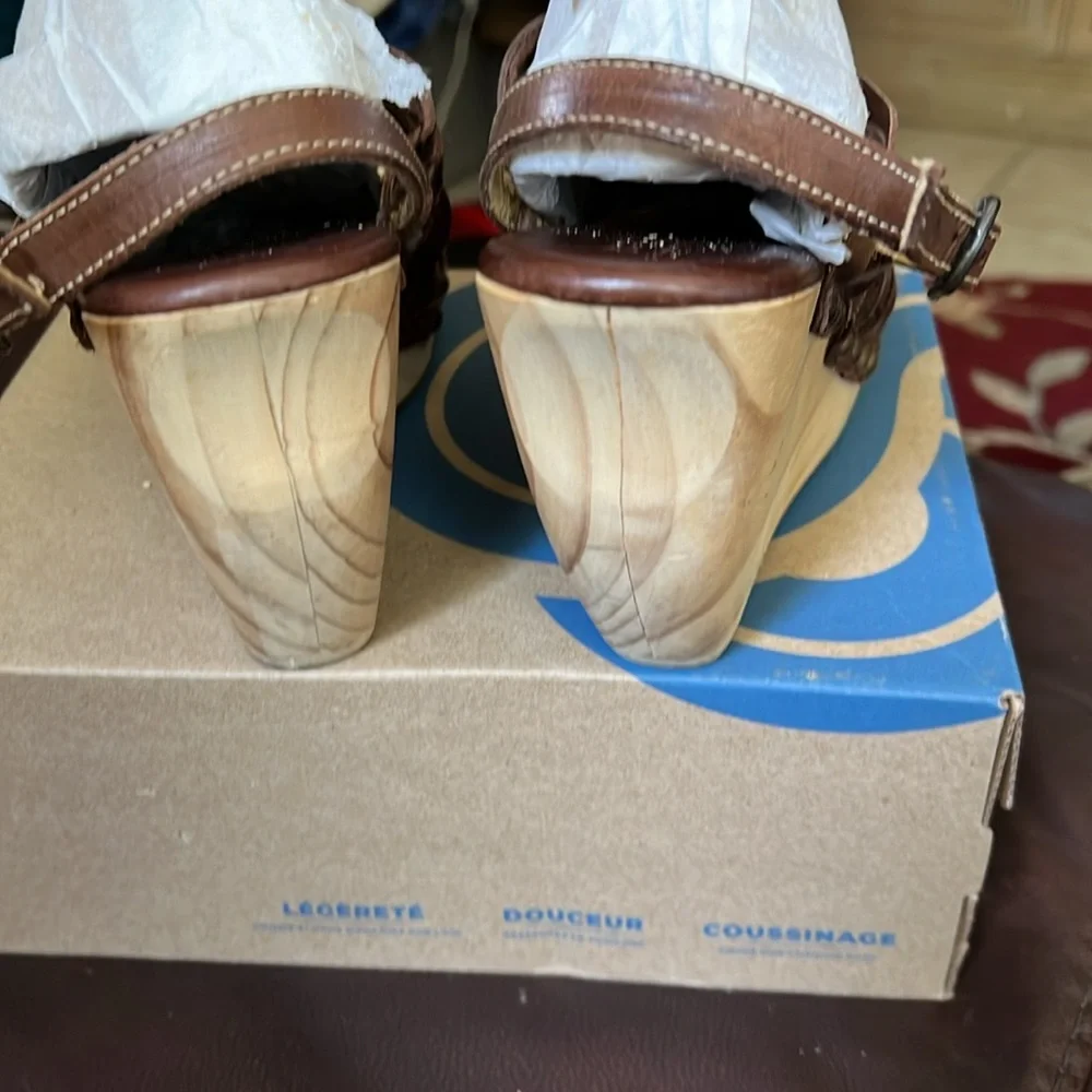 Bed Stu Cobbler Series Women’s Hurache Wedge in Brown Sz 7.5 to 8. Sz 38